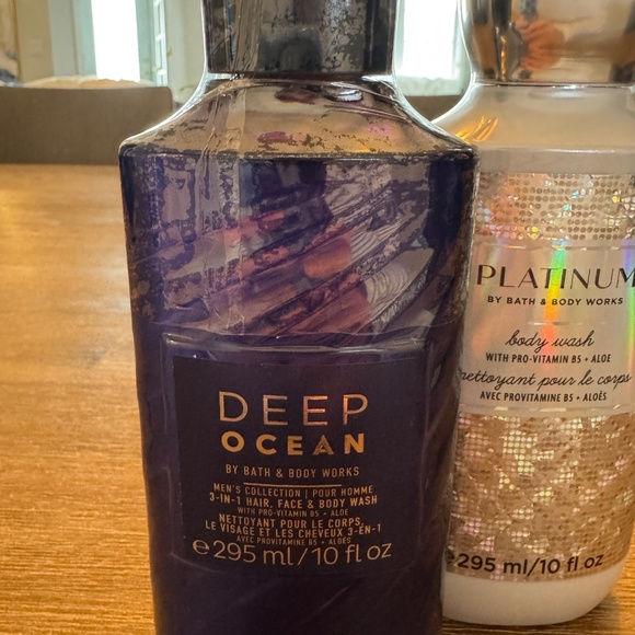 Bath and Body works set of two body wash - Picture 4 of 5